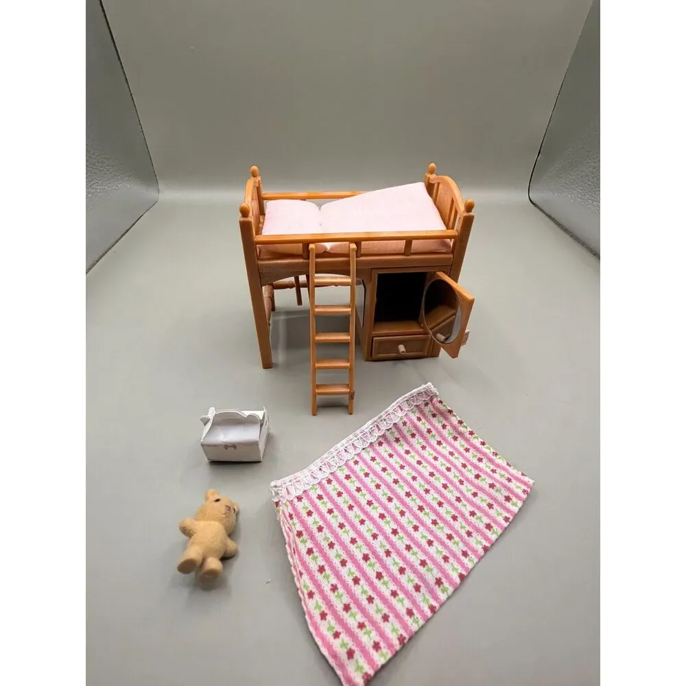 Calico Critters Sister’s Loft Bed CC2618 Furniture Blanket Hangers w/ Extras